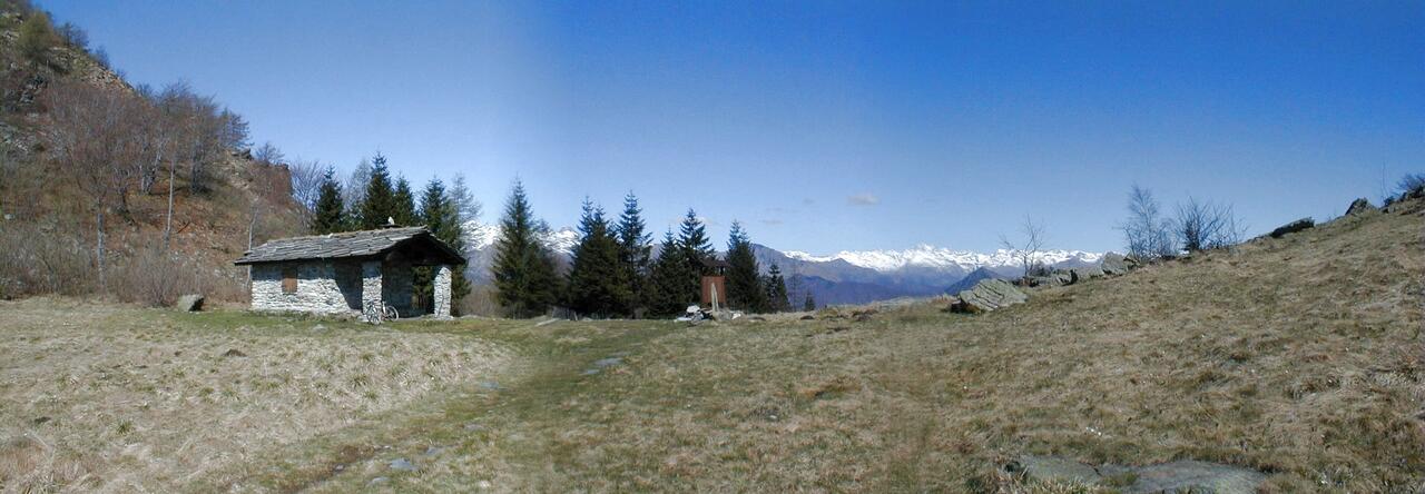 il colle della Portia con la cappella/rifugio
